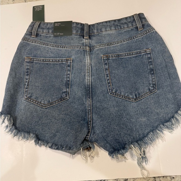 Wild Fable High Rise Distressed Frayed Denim Shorts - Picture 4 of 6